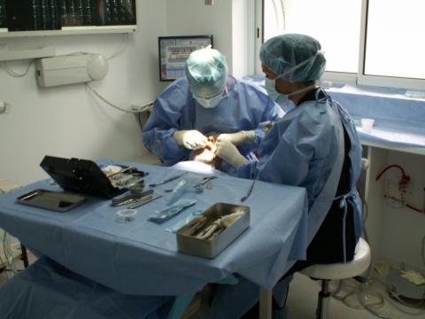 salle de chirurgie implantaire